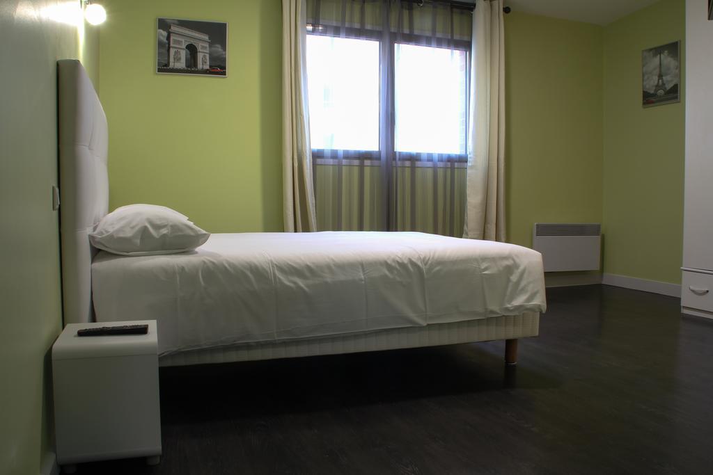 Hotel De France Boulogne-Billancourt Camera foto