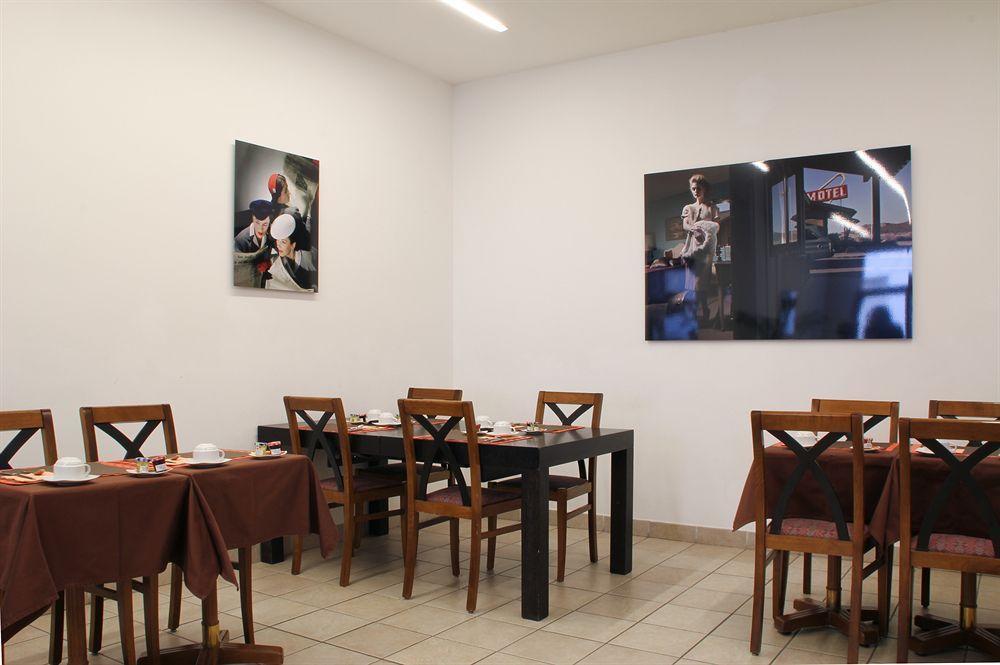 Hotel De France Boulogne-Billancourt Esterno foto