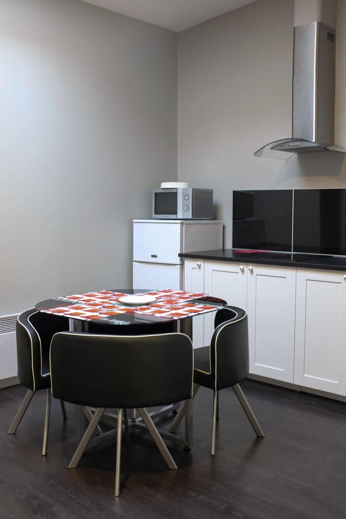 Hotel De France Boulogne-Billancourt Esterno foto