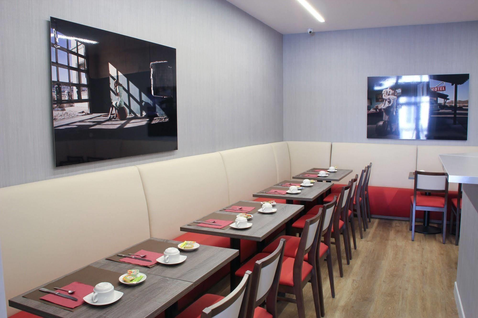 Hotel De France Boulogne-Billancourt Esterno foto