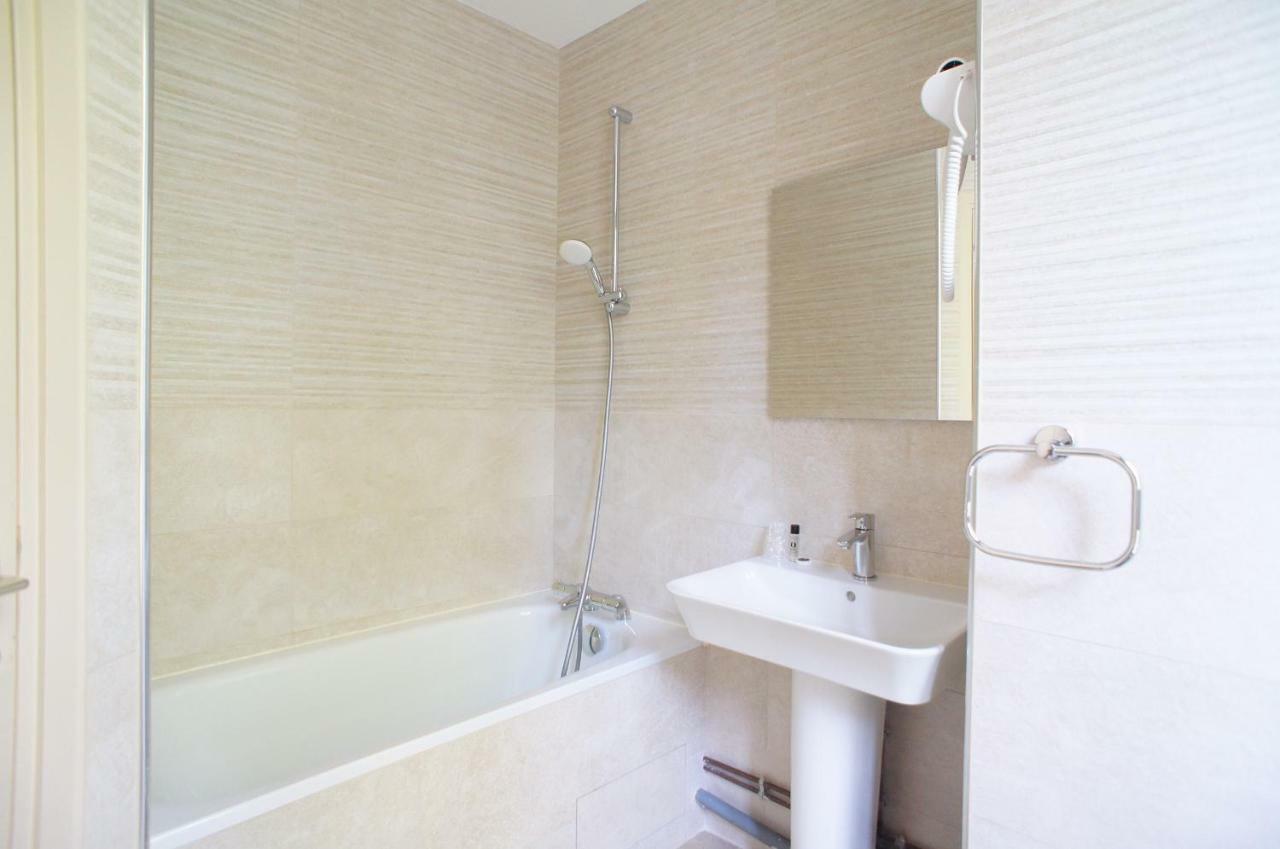 Hotel De France Boulogne-Billancourt Esterno foto