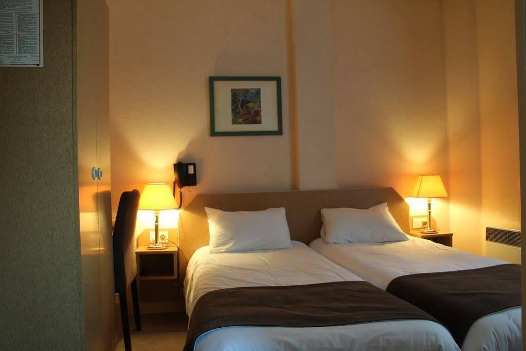 Hotel De France Boulogne-Billancourt Esterno foto
